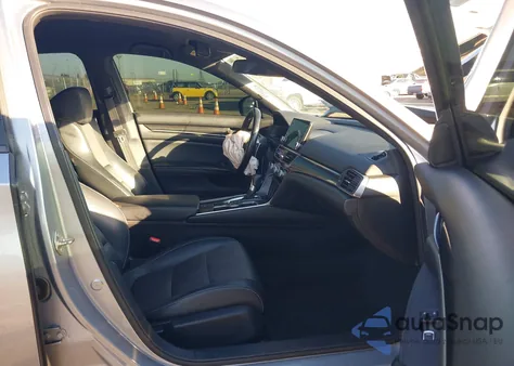 2018 Honda Accord Sport z USA, uszkodzony, nr VIN 1HGCV1F39JA219946